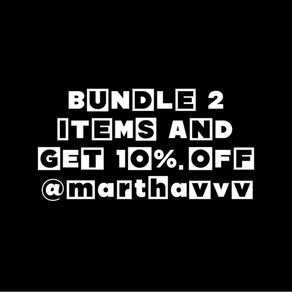 Champion Logo Brand AirTag Silicone Keychain Case 1pc NWT - Picture 4 of 4